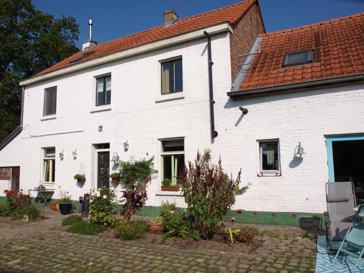 Slaaphuisje Het Vliegend Varken Genk Kültér fotó
